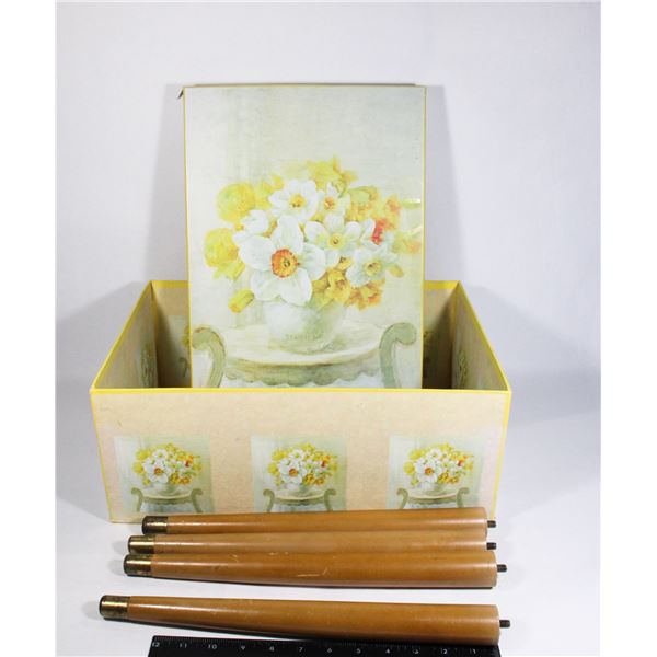 FLORAL STORAGE BOX WITH 4 VINTAGE COFFEE TABLE