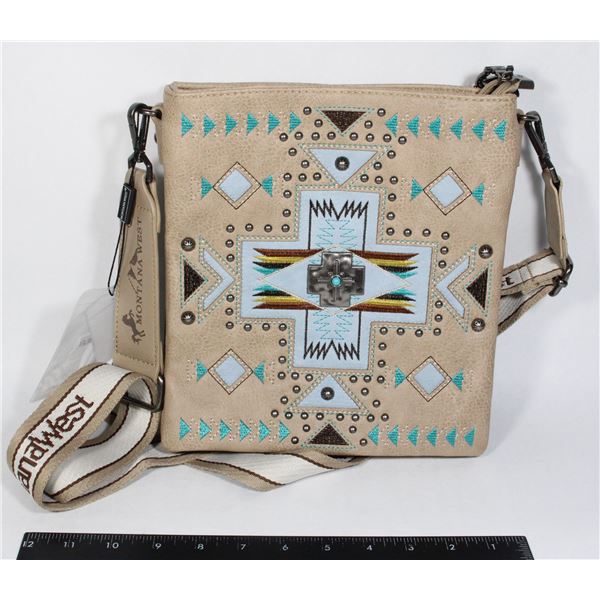 MONTANA WEST WOMENS PURSE, LIKE NEW CONDITION