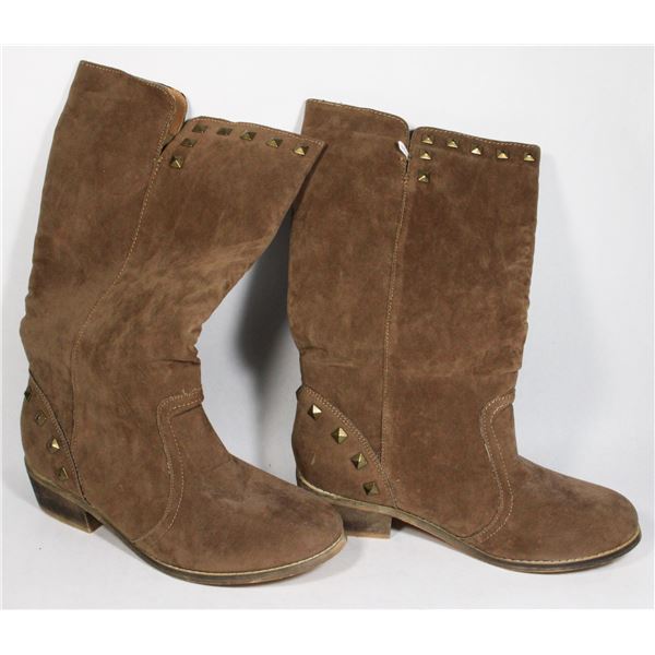 NEW BROWN SUEDE LIKE BOOTS SIZE 8