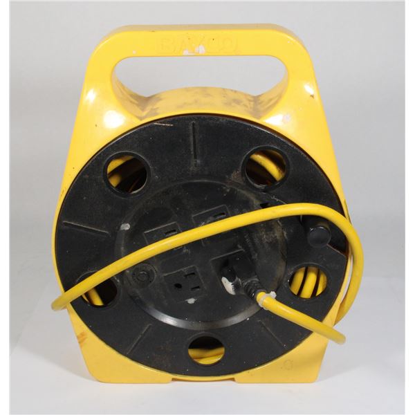 BAYCO SL-755 25-FOOT EXTENSION CORD WITH 4 OUTLETS