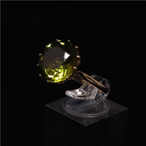 10K Gold Ring with Tested Precious Green Gemstone