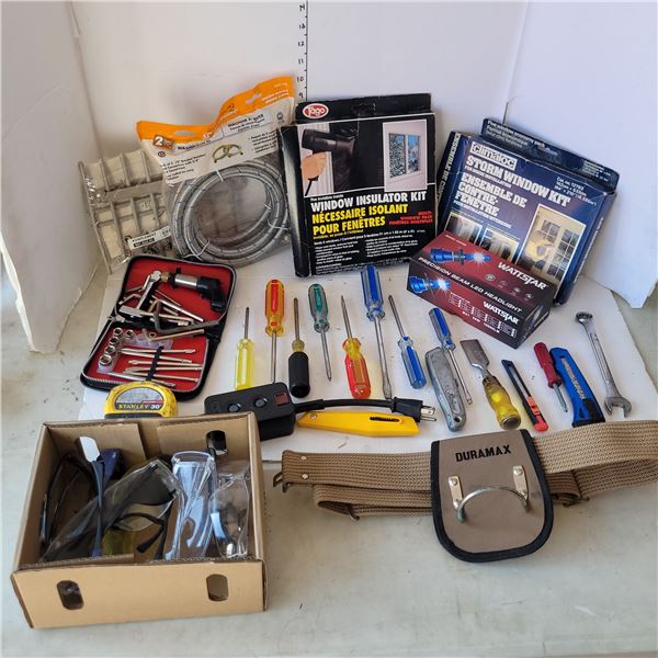 Homeowners Lot - Screwdrivers, Washing Machine Hose, Insulating Kit +++