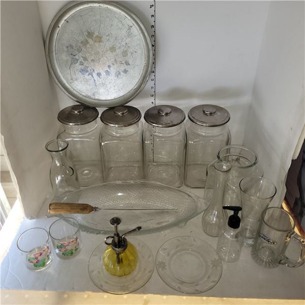 Lot of 4 Vintage Glass Canisters, Glabake Fish Platter +++