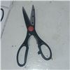 Image 2 : New Pair of Euro Scissors, MSRP $21.95 - On choice