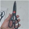 Image 3 : New Pair of Euro Scissors, MSRP $21.95 - On choice