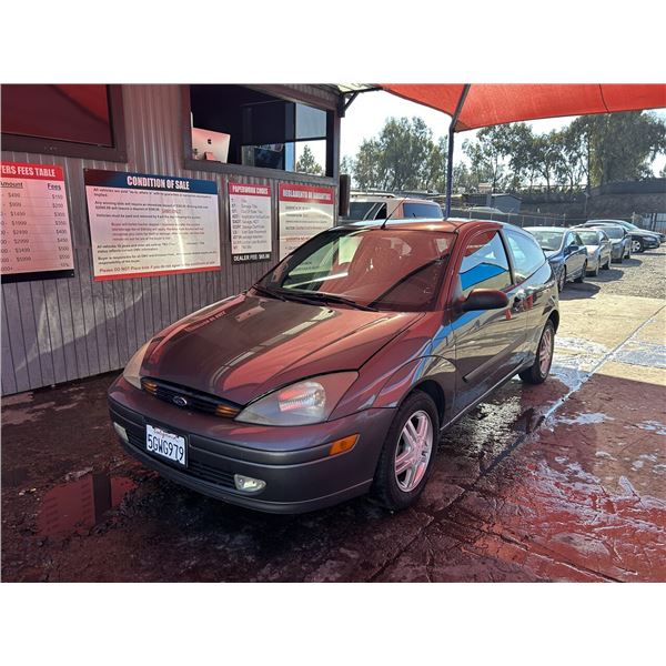 2004 FORD FOCUS