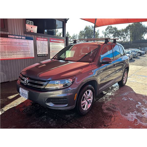 2012 VOLKSWAGEN TIGUAN