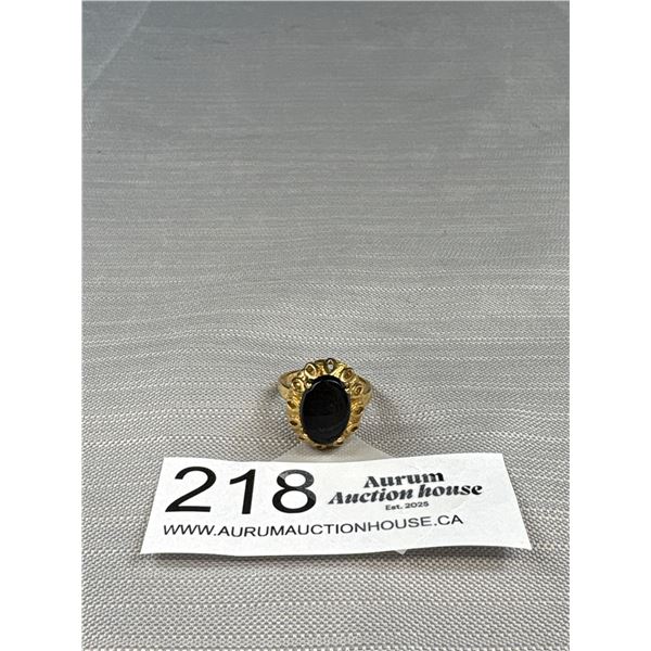 Vintage C.1970s Gold Genuine Onyx Ring