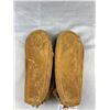 Image 4 : Very Nice Ladies Beaded Leather Moccasins Lined