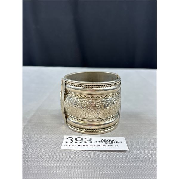 Vintage Large Silver Plated Hinged Bangle