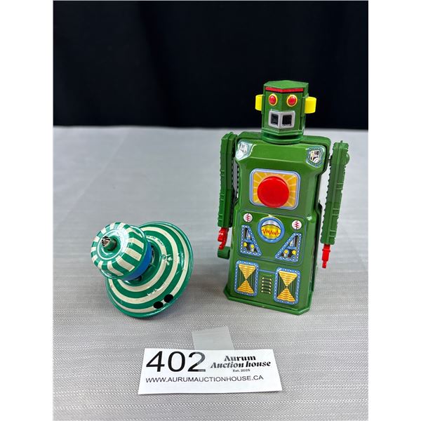 2 Vintage made in Japan toys - Robot & Spinning tp