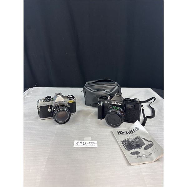 2 Vintage cameras Pentax & Nishika