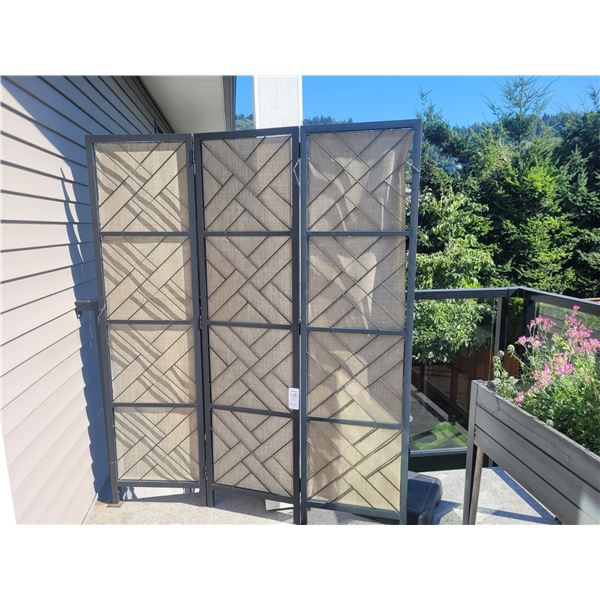 Privacy Screen C