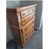 Image 2 : Chest of drawers C