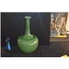 Image 2 : 5 1/4" ORIENT & FLUME BLUE METALLIC VASE & 14" GREEN CERAMIC VASE (2 PCS)