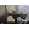 Image 2 : LARGE COLLECTION OF PIANO MINIATURES (PORCELAIN, WOOD, METAL, ETC.) (30 PCS)