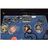 Image 2 : MIXED LOT: NECKLACES, BRACELETS & PICTURE FRAMES