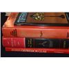 Image 2 : BOOKS ON DEPRESSION GLASS, AMERICAN GLASS, TIFFANY & SEARS CATALOG (4 PCS)
