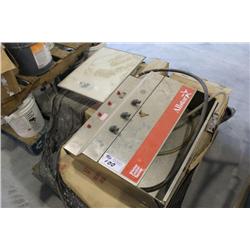 PALLET OF BOXED MIRRORS