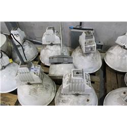 PALLET OF WAREHOUSE LIGHTS