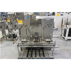 PROMINENT SOAP INJECTOR WITH FOAM TRAP