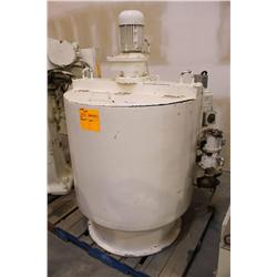 JACKETED TANK WITH AGITATER