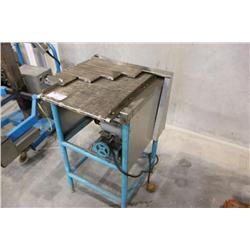 90 DEGREE PRODUCT TURNER