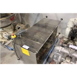 ELECTRIC 6 BAY CONTINUOUS BOTTLE CAPPING MACHINE