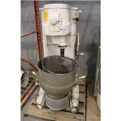 CENTURY AC-83948 MEDIUM QUART DOUGH MIXER