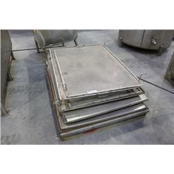 STAINLESS STEEL SCREENS AND COVERS