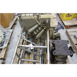 CONVEYOR AND GEAR BOX