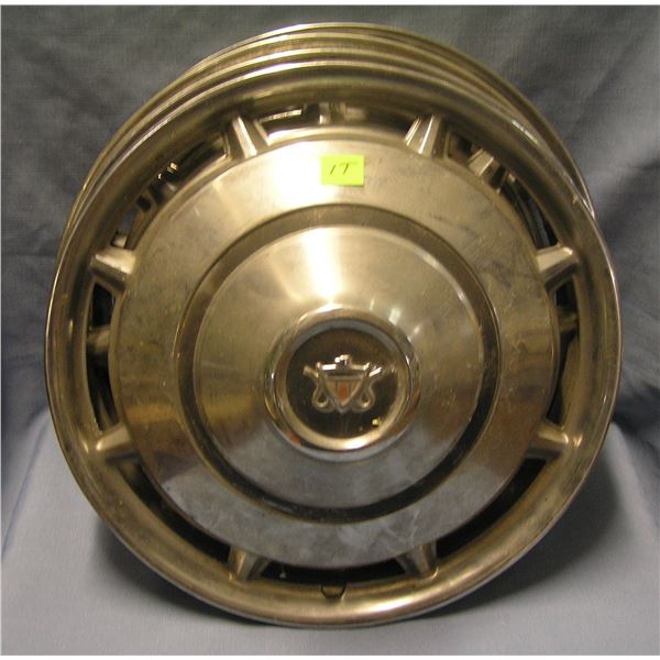 Complete set of 4 vintage hub caps