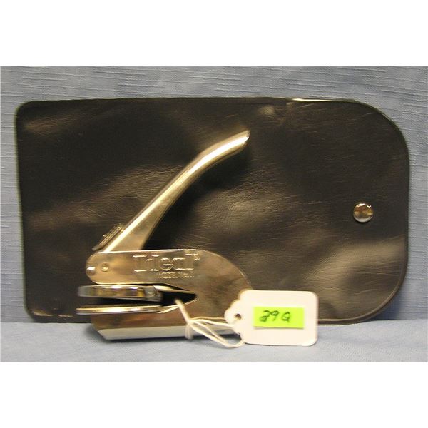 Vintage Ideal seal maker with original pouch