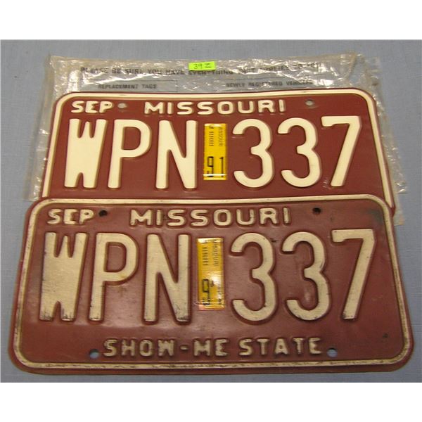 Pair of vintage Missouri license plates