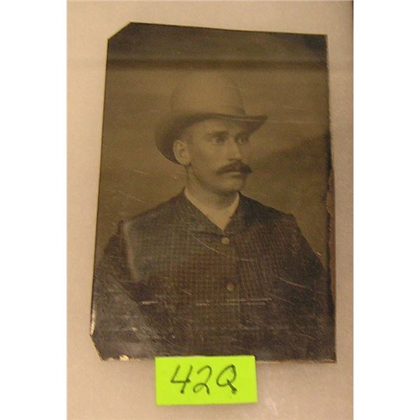 Great early tin type photograph