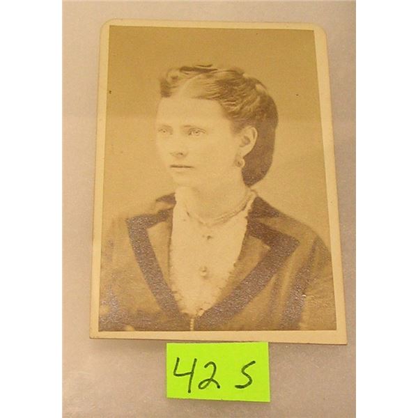 Early photograph of a well dressed woman