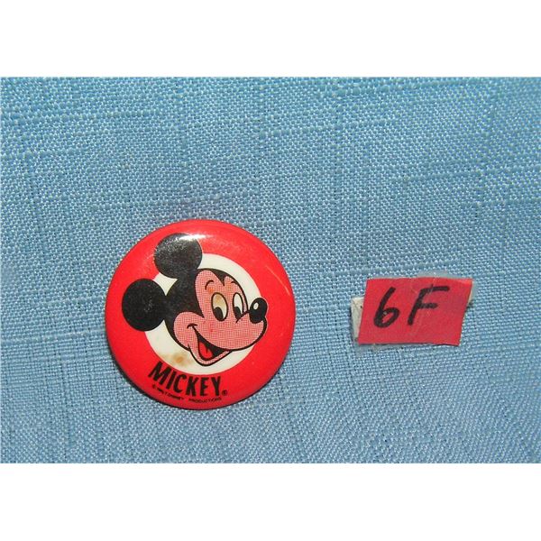 Vintage Mickey Mouse pictural pin back button