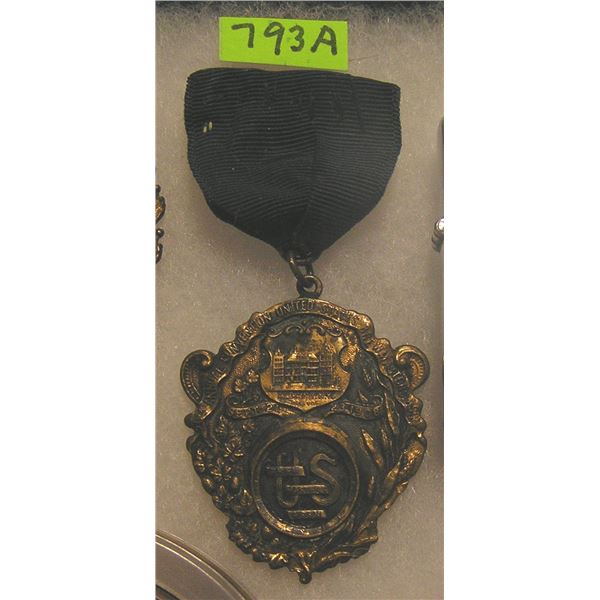 US Brew masters medal and ribbon group