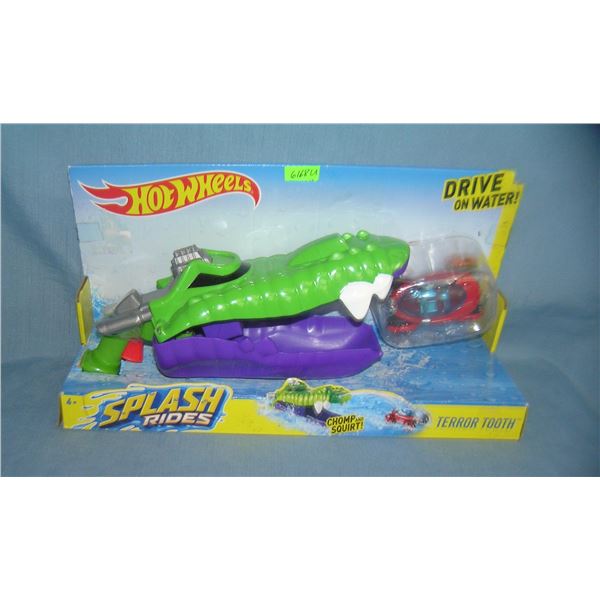 Hot Wheels splash ride terror tooth action play set