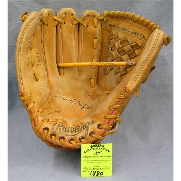 Vintage leather Dave Winfield baseball glove