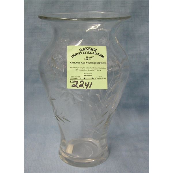 Floral decorated crystal vase