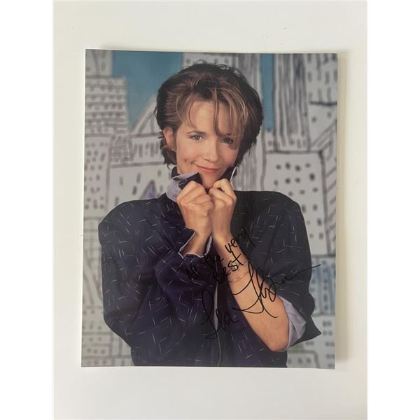 Caroline in the City Lea Thompson signed photo