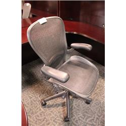 Herman Miller Aeron Chair Size C