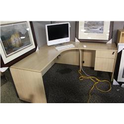 Maple Corner Computer Workstation