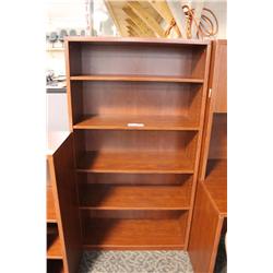 Cherry 5' Bookshelf