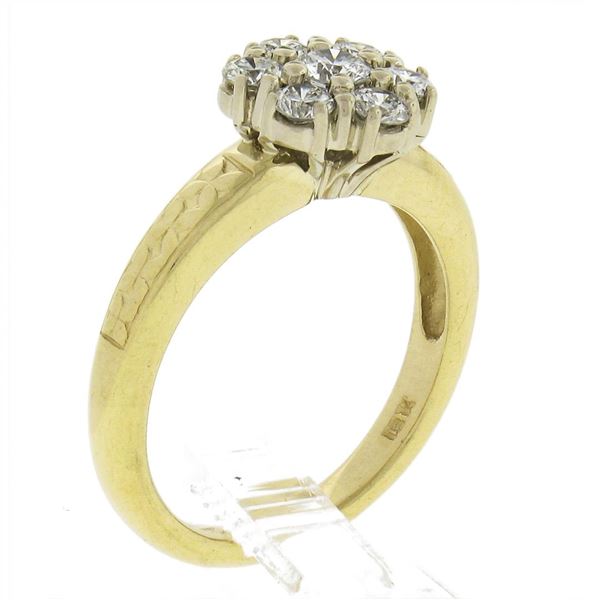 Vintage 18k TT Gold 0.80 ctw Round Cut Prong Fiery Diamond Flower Cluster Ring