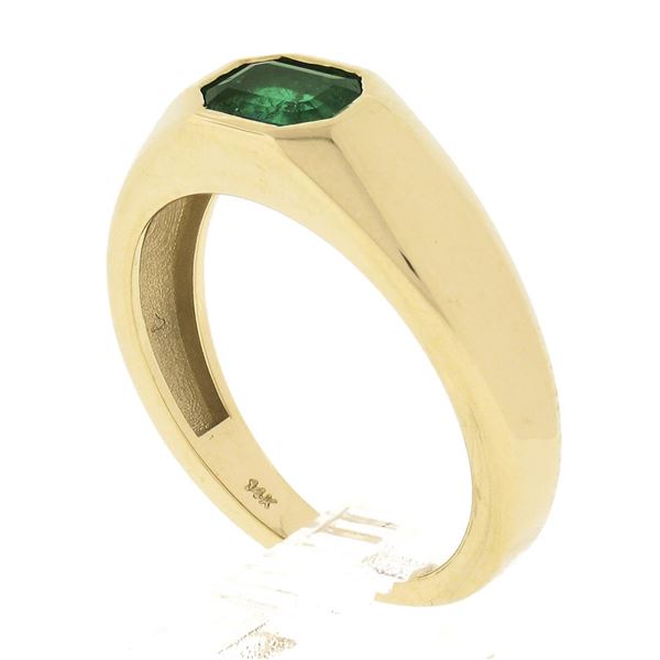 Unisex NEW 14K Yellow Gold 0.66 ctw Green Emerald Sideways Bezel Solitaire Ring