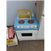 Image 3 : **Kids Toy Kitchen 41" x 31" x 17", Cannot Ship