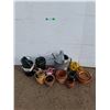 Image 1 : **Various Planters and Watering Cans - Cannot Ship