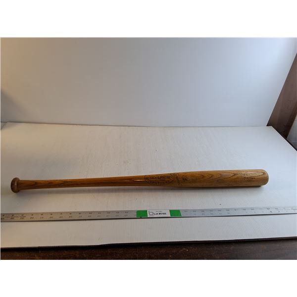 Wooden Baseball Bat (32 in), Pickup Preferred